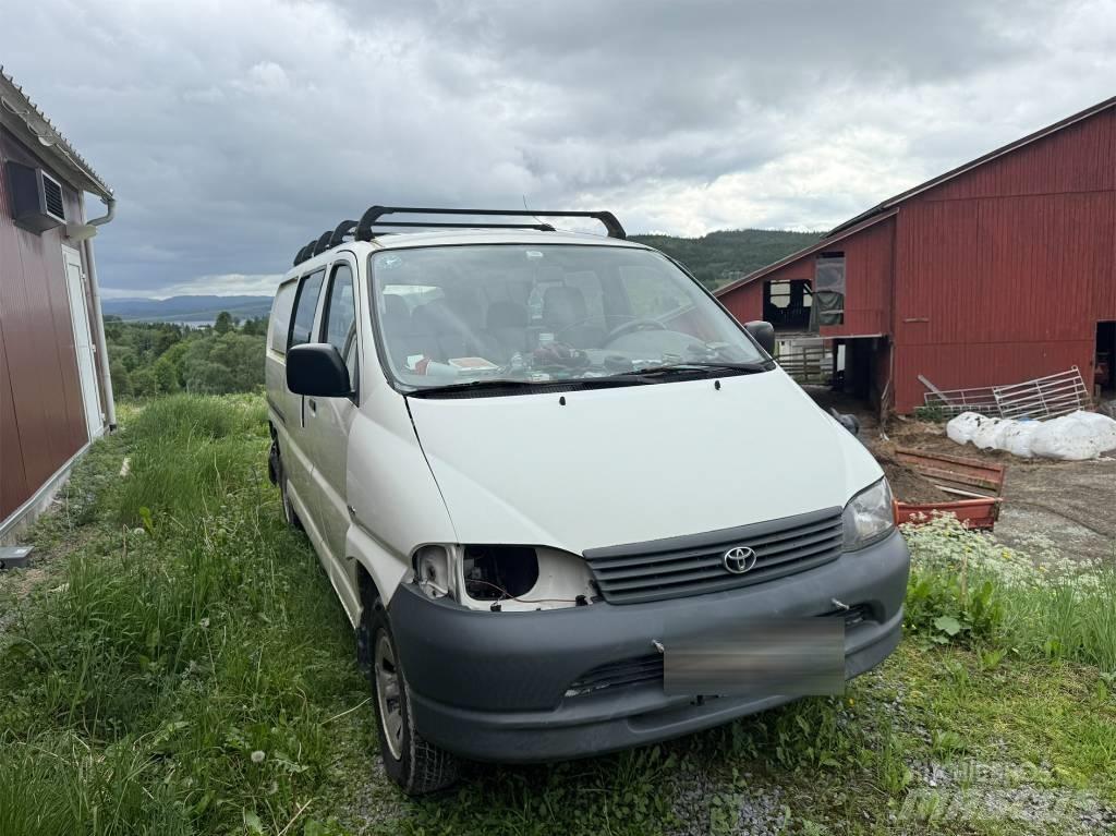 Toyota Hiace 4x4 Varevogne