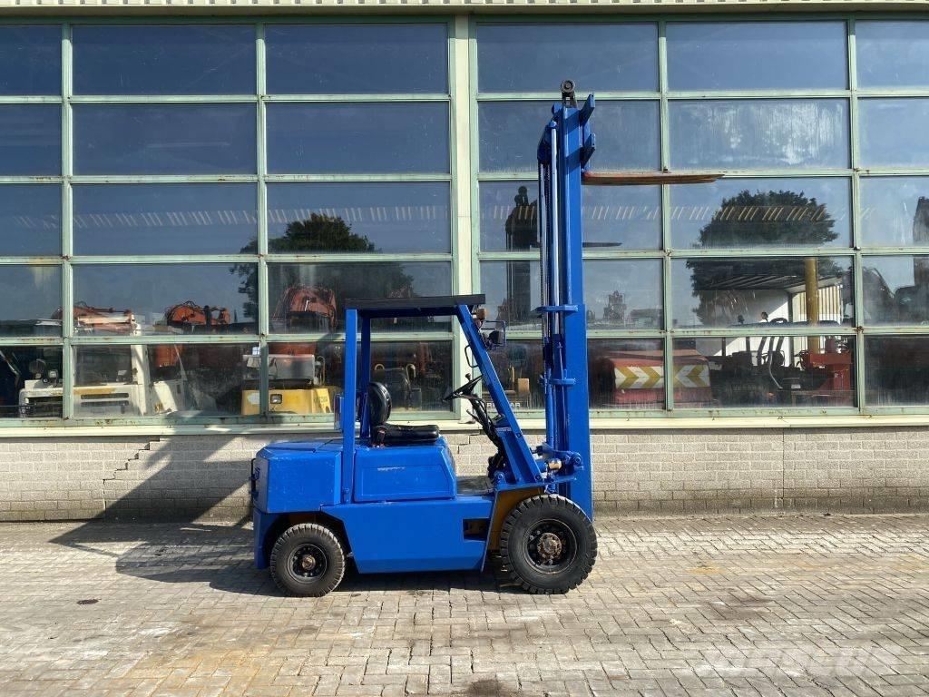 Komatsu FD 28-10 Diesel gaffeltrucks