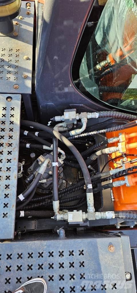 Doosan DX 225 Gravemaskiner på larvebånd