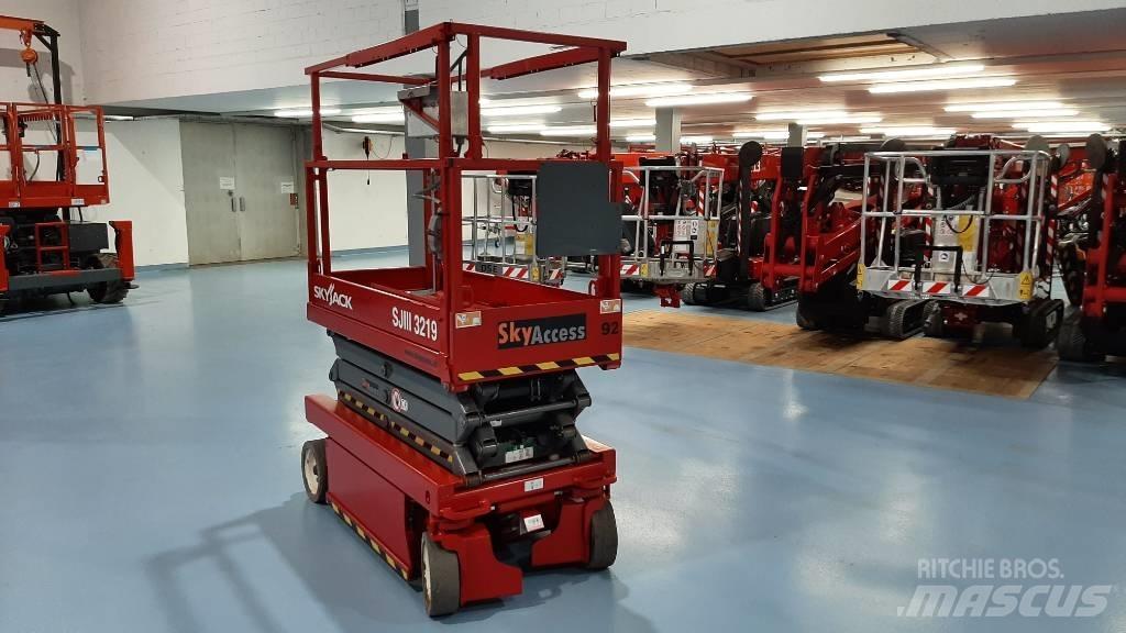SkyJack SJIII 3219 Saxlifte