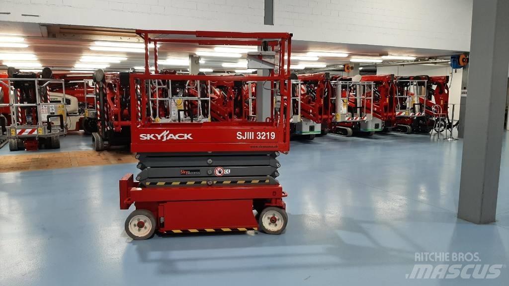 SkyJack SJIII 3219 Saxlifte