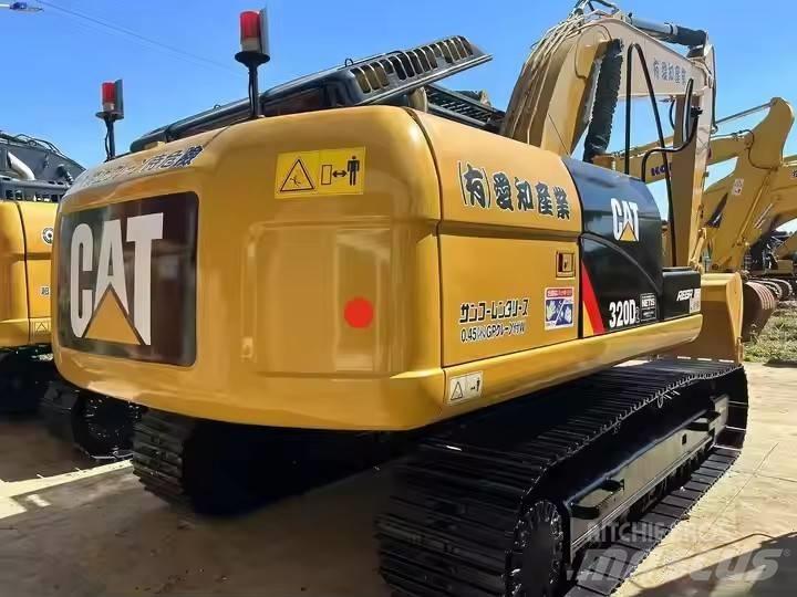 CAT CAT320D2 Midi-gravemaskiner 7t - 12t
