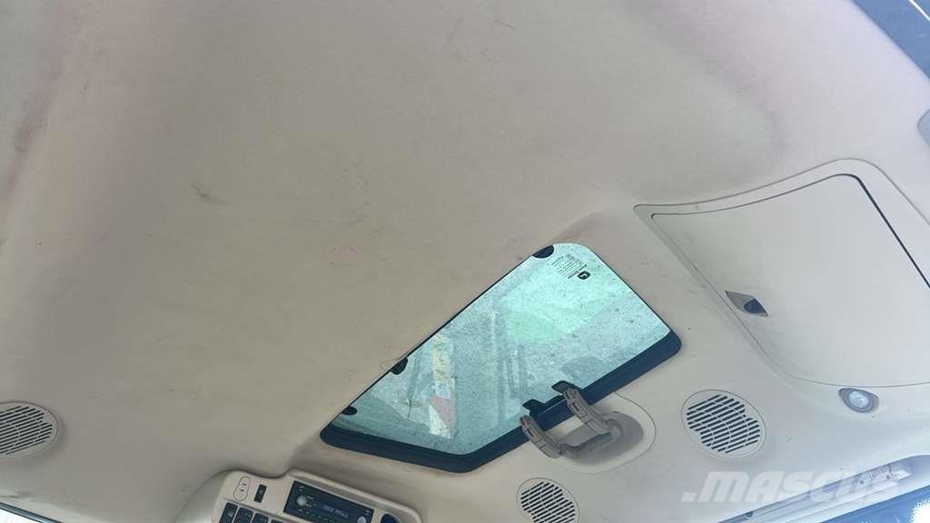 John Deere 6215R Traktorer