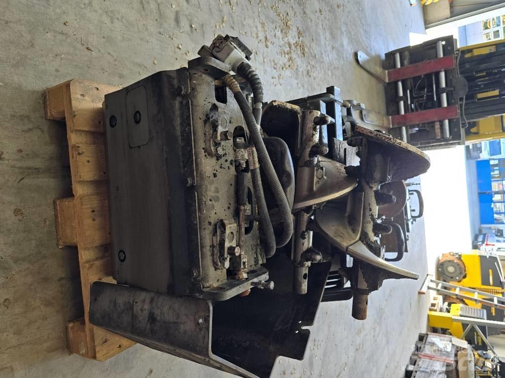Bomag BF 300 P-2 Asfaltudlæggere