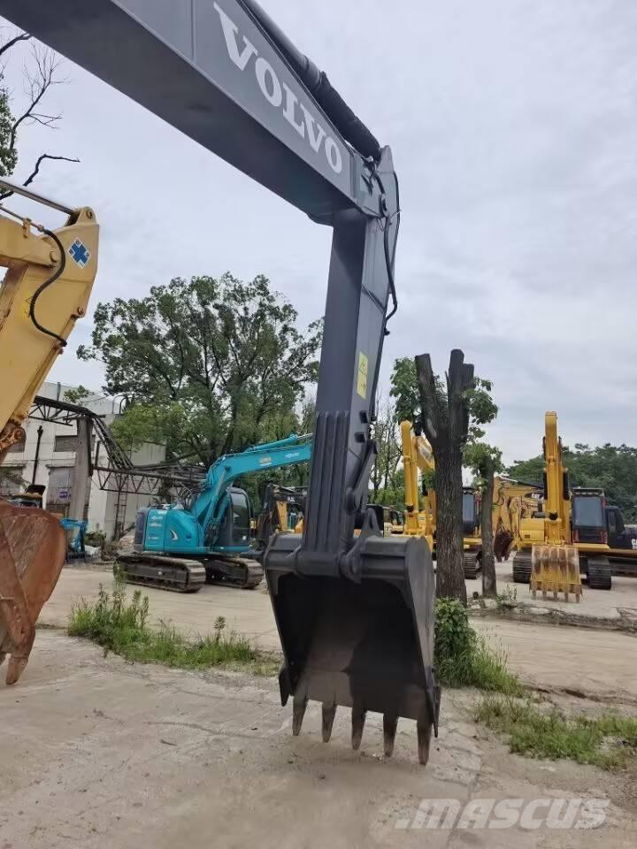 Volvo EC 210 Gravemaskiner på larvebånd