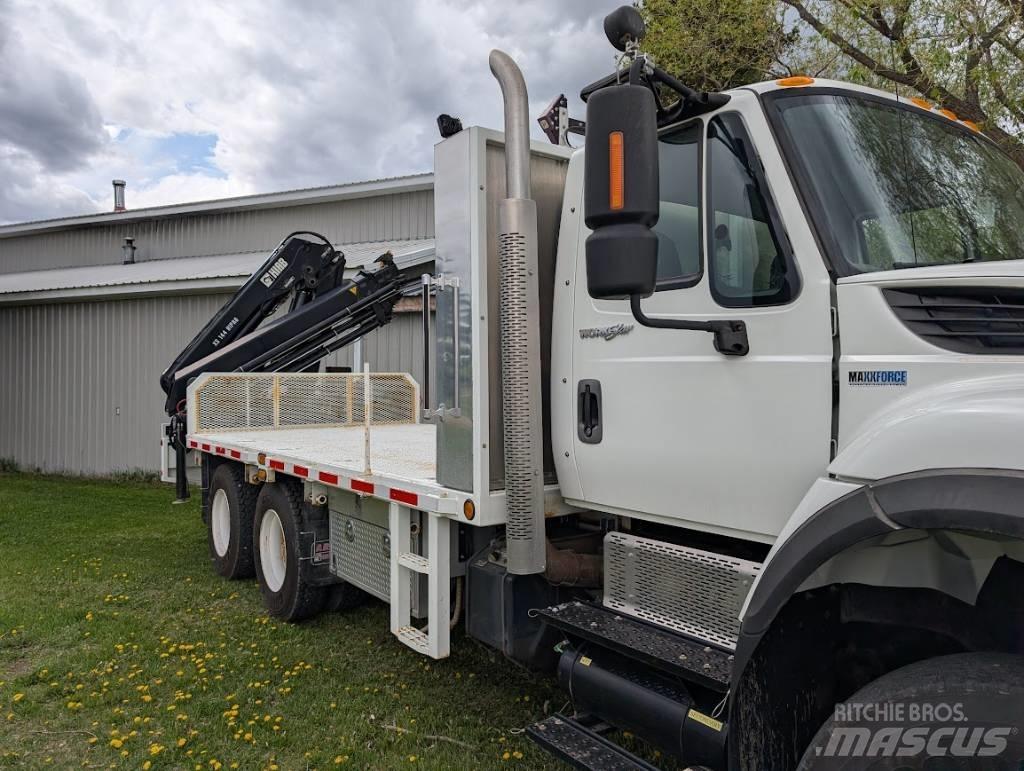 International 7500 Lastbil med kran