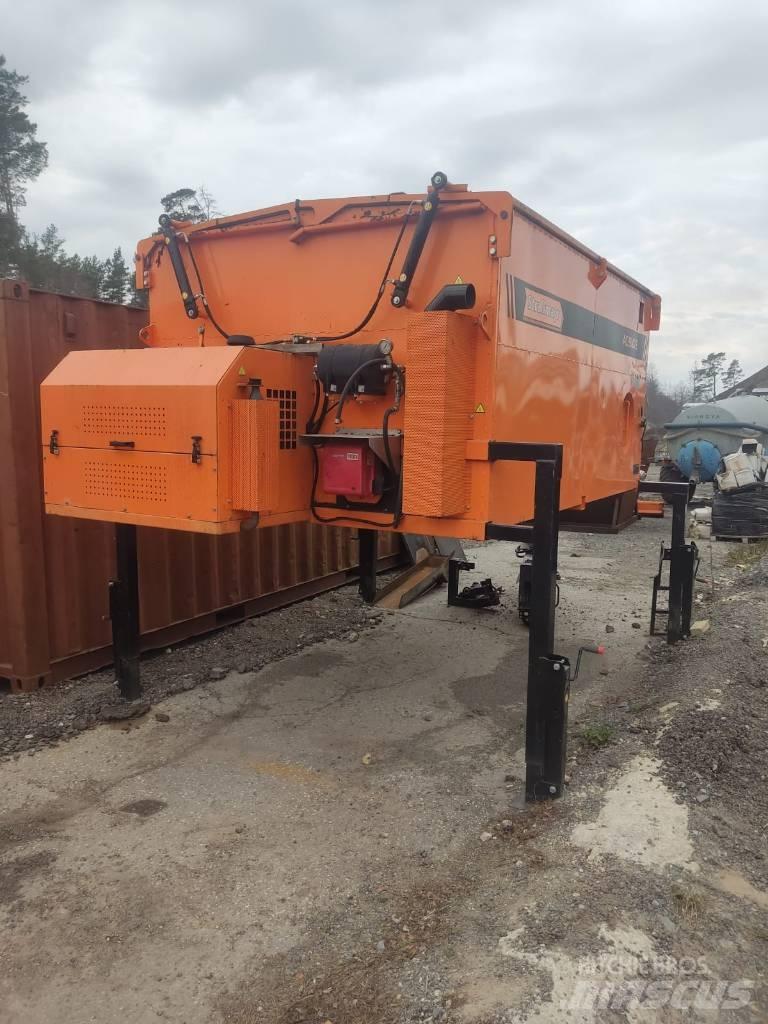Strassmayr AC 9000 E Termiske asfalt containere