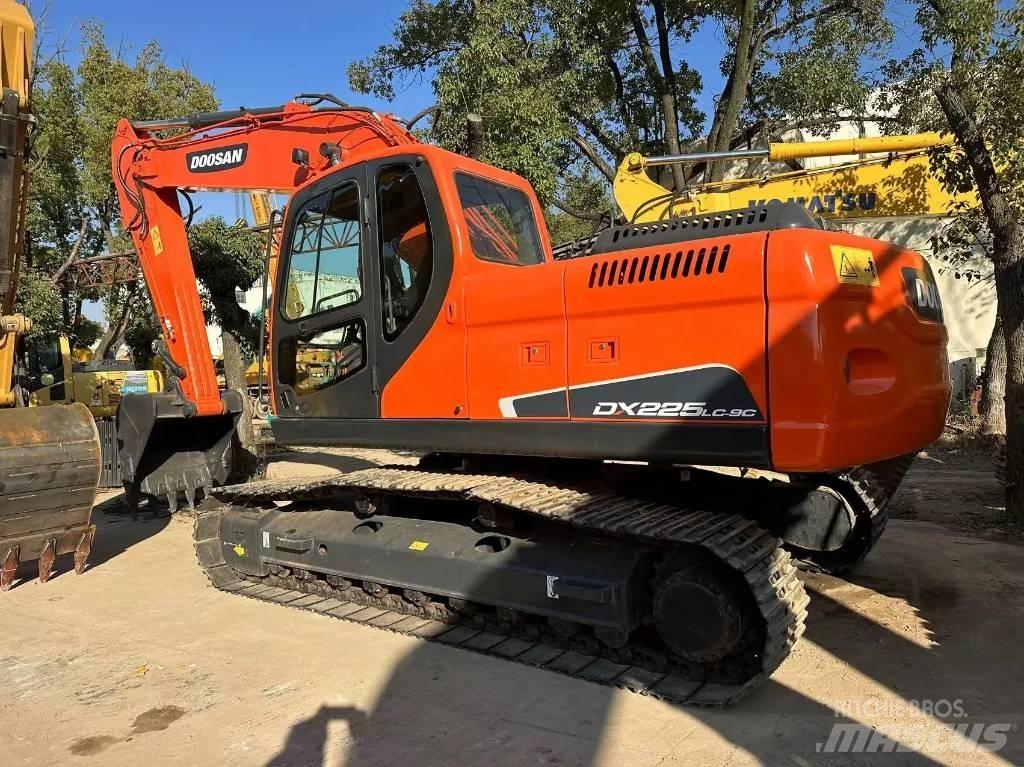 Doosan DX225-9C Gravemaskiner på larvebånd
