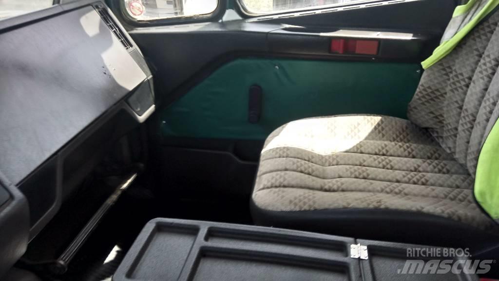 Mercedes-Benz 3538 Lastbiler med tip