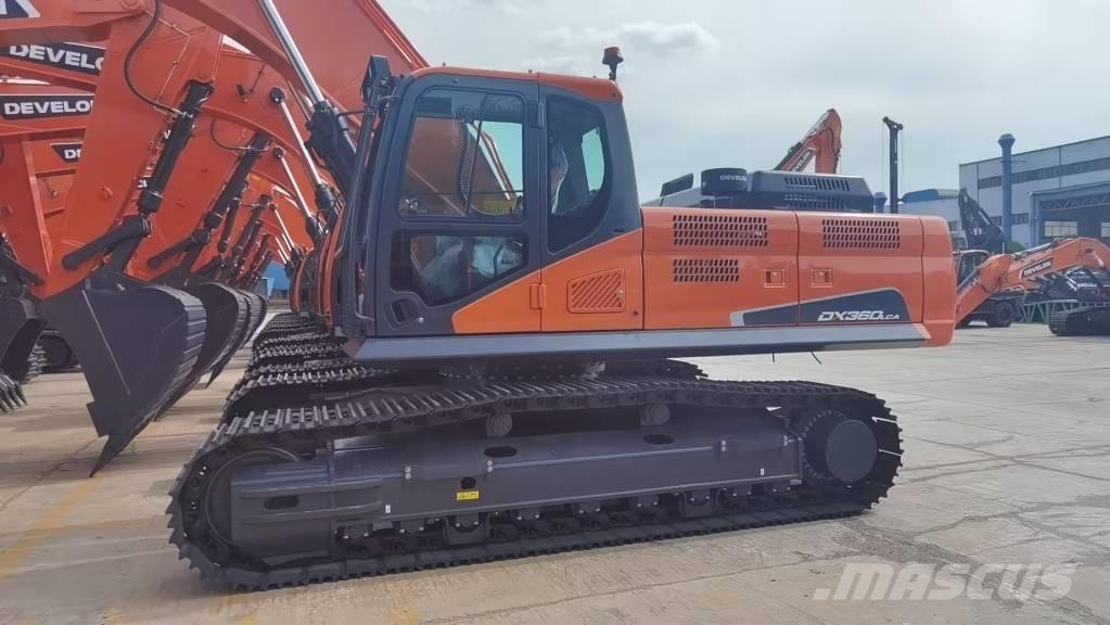 Develon DX 360LCA-7B Gravemaskiner på larvebånd
