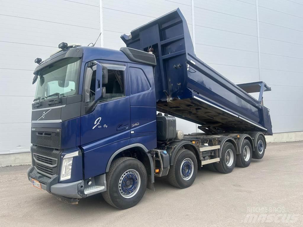 Volvo FH Lastbiler med tip