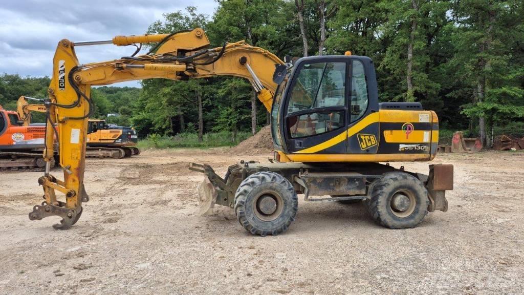 JCB JS 130 W Gravemaskiner på hjul