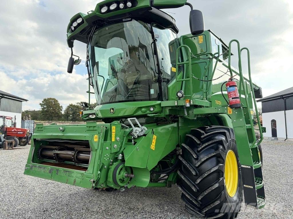John Deere T 670 i Mejetærskere
