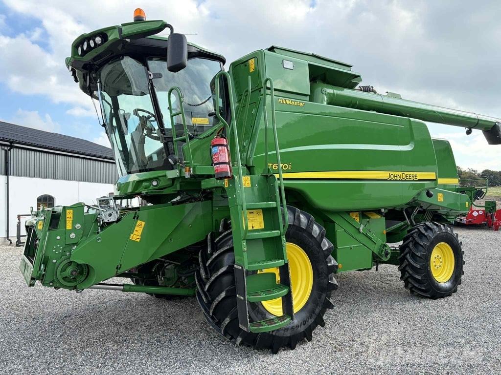 John Deere T 670 i Mejetærskere