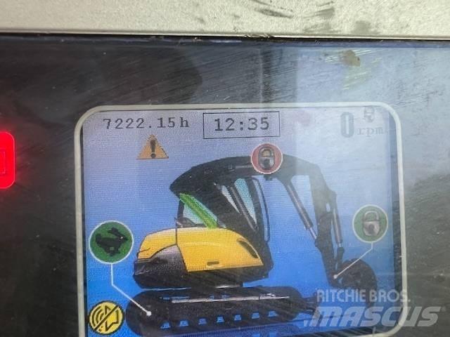 Mecalac 8 M CR Midi-gravemaskiner 7t - 12t