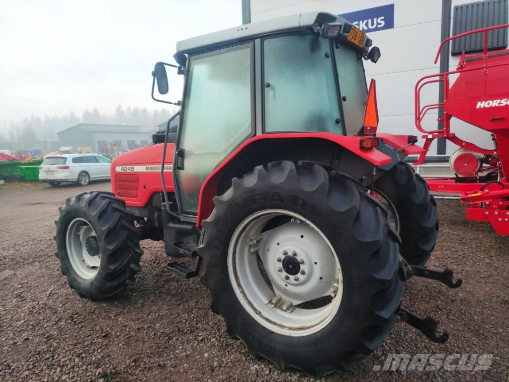 Massey Ferguson 4245 Traktorer