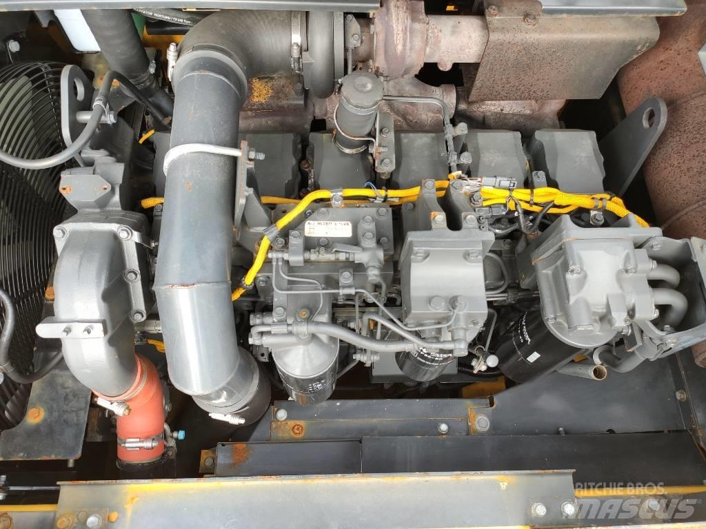 Komatsu PC450-8 Gravemaskiner på larvebånd