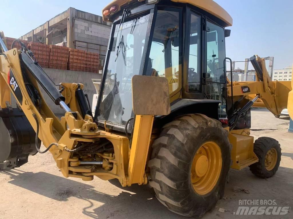 CAT 420 F Rendegravere