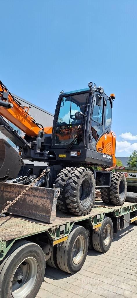 Doosan DX 100 W-7 Gravemaskiner på hjul