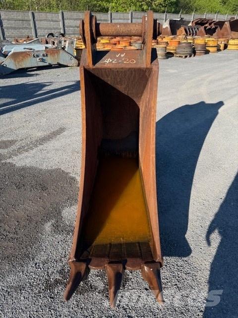 CAT 323 USED BUCKET Gravarme