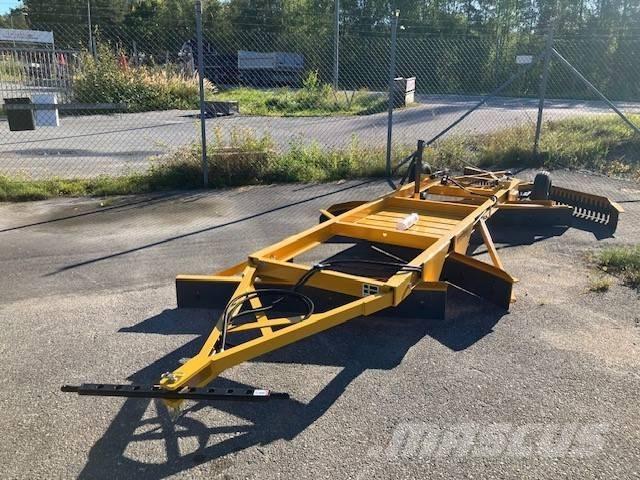 Vreten V3-220 Vejhøvle