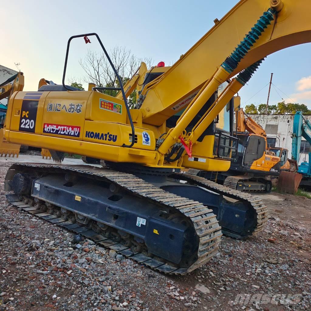 Komatsu PC 220-7 Gravemaskiner på larvebånd
