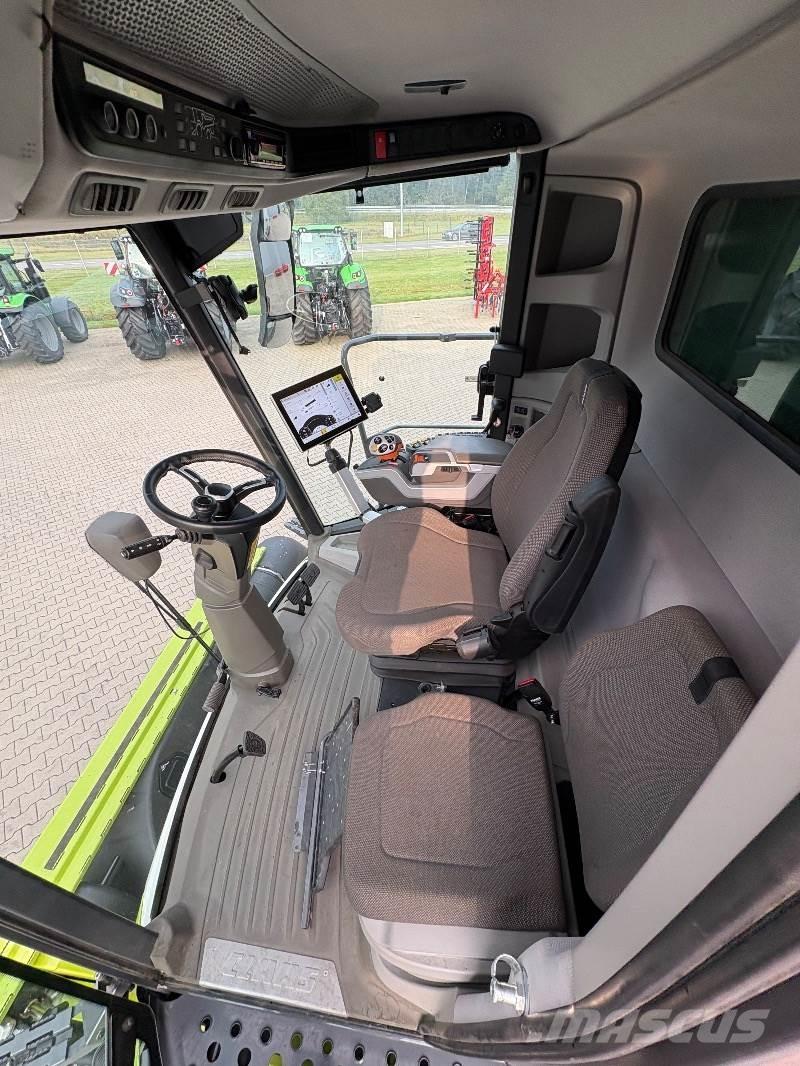 CLAAS TRION 750 Mejetærskere