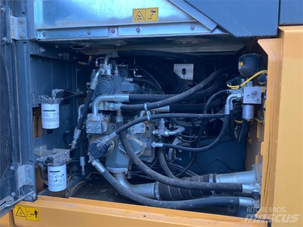 Liebherr R934 Gravemaskiner på larvebånd