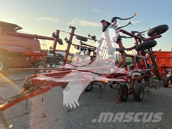 Case IH 4300 Kultivatorer