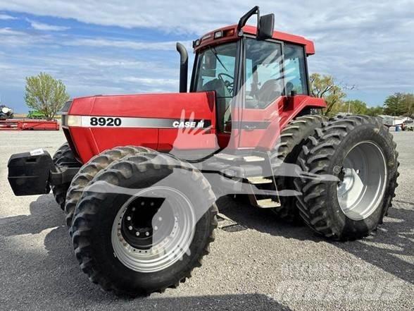 Case IH 8920 Traktorer