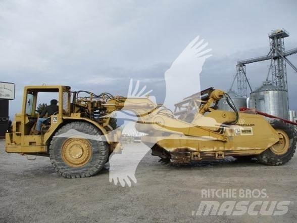 CAT 623B Skrabere