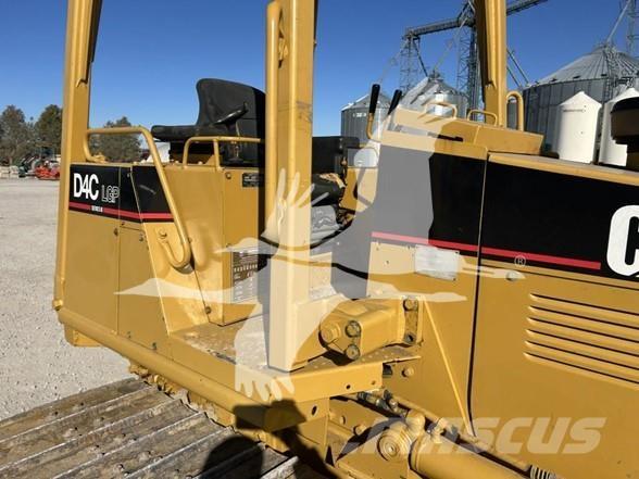 CAT D4C LGP Bulldozer på larvebånd