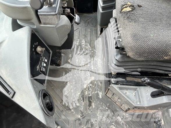 CAT IT28G Læssemaskiner på hjul