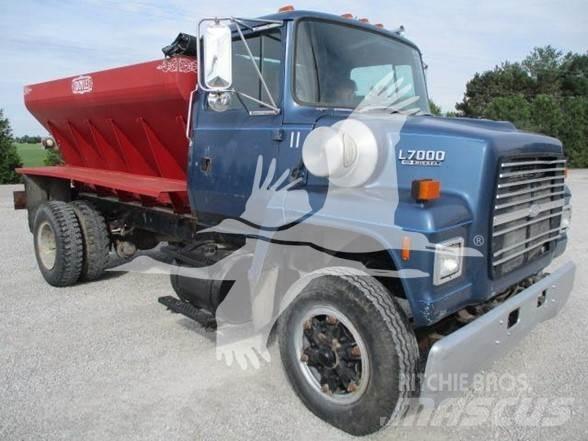 Ford LN7000 Entreprenør - Andet