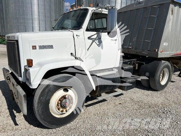 GMC BRIGADIER Trækkere