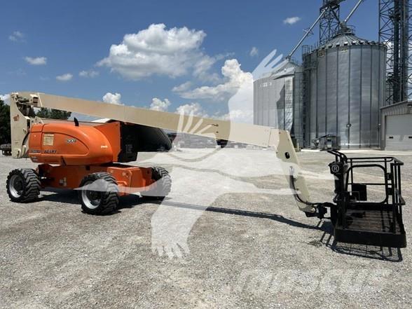 JLG 800A Bomlifte med knækarm