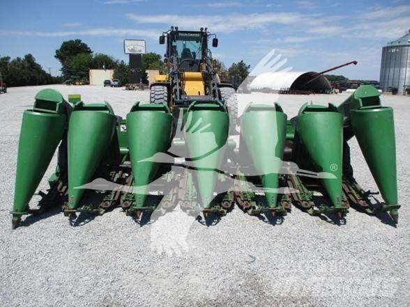 John Deere 693 Hoveder til mejetærskere