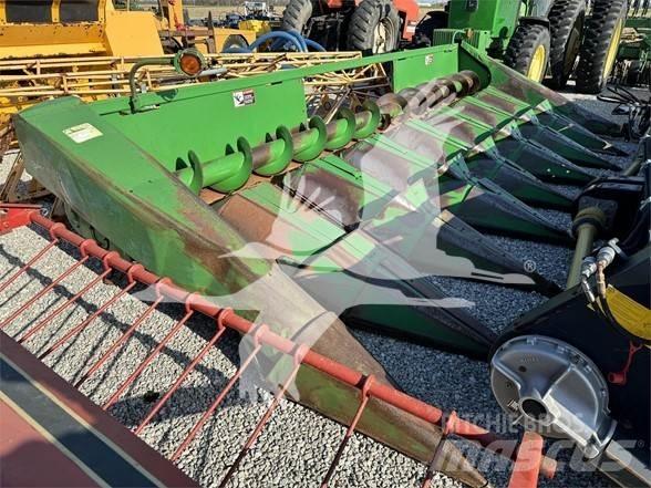 John Deere 843 Hoveder til mejetærskere