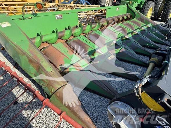 John Deere 843 Hoveder til mejetærskere