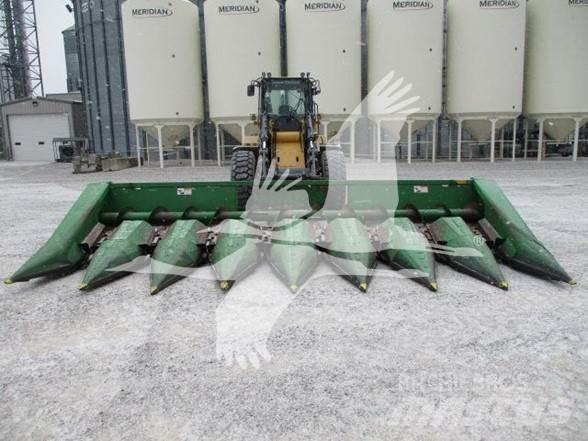John Deere 843 Hoveder til mejetærskere