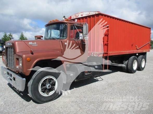 Mack R686ST Entreprenør - Andet