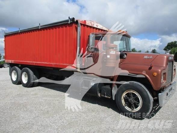 Mack R686ST Entreprenør - Andet