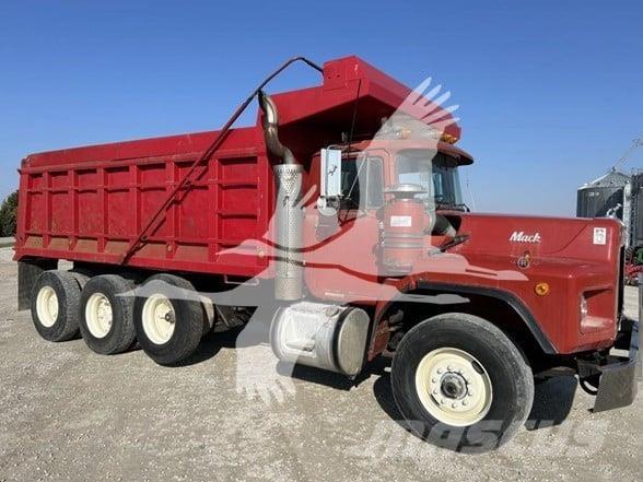 Mack RB688S Lastbiler med tip