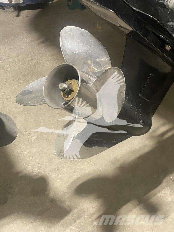  RINKER 21257LM Arbejdsbåde / pramme