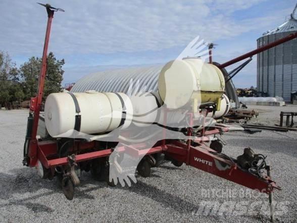 White 6100 Plantemaskiner