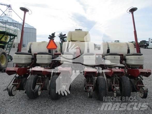 White 6100 Plantemaskiner