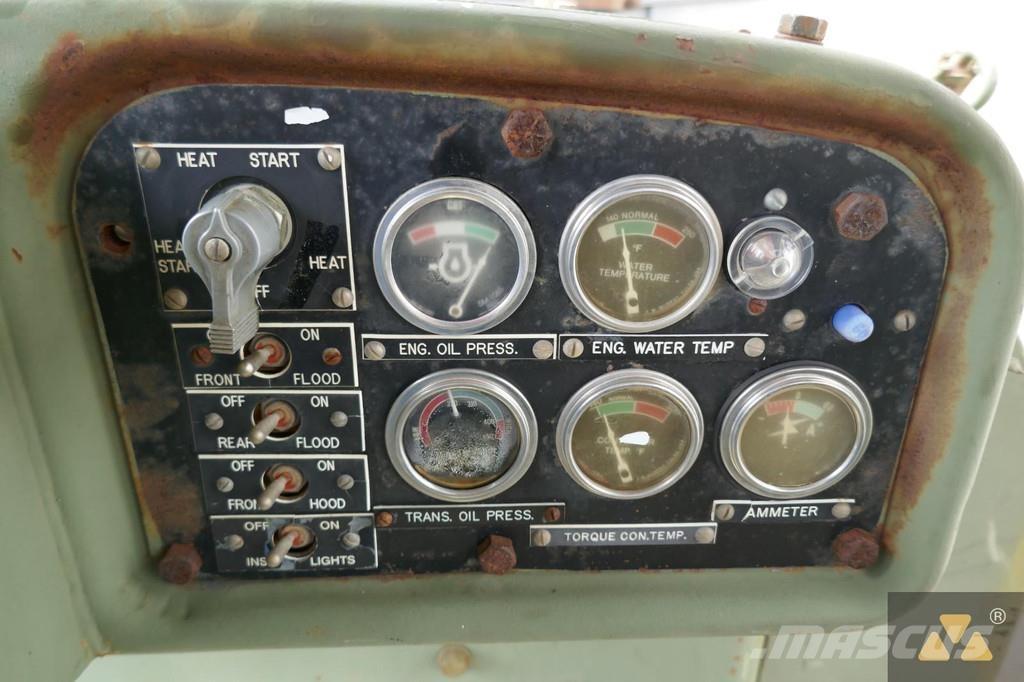 CAT D7F Ex-army Bulldozer på larvebånd