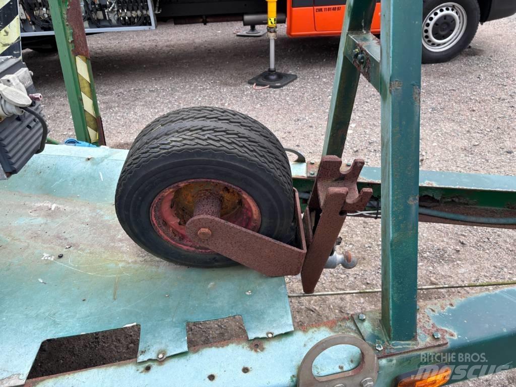 Denka-Lift DL 18 Trailermonterede lifte