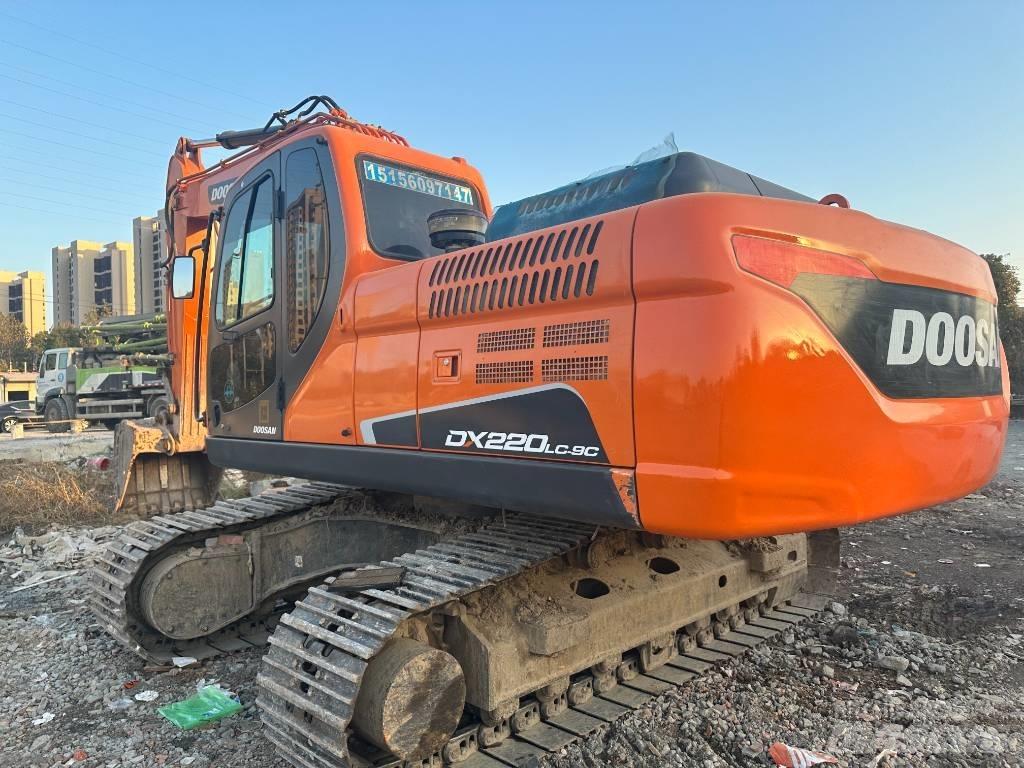 Doosan DX220LC-9 Gravemaskiner på larvebånd