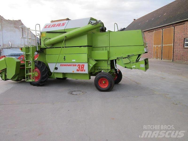 CLAAS Dominator 38 Mejetærskere